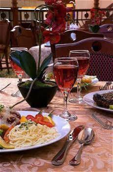 Crowne Plaza By Ihg Hotel 4*