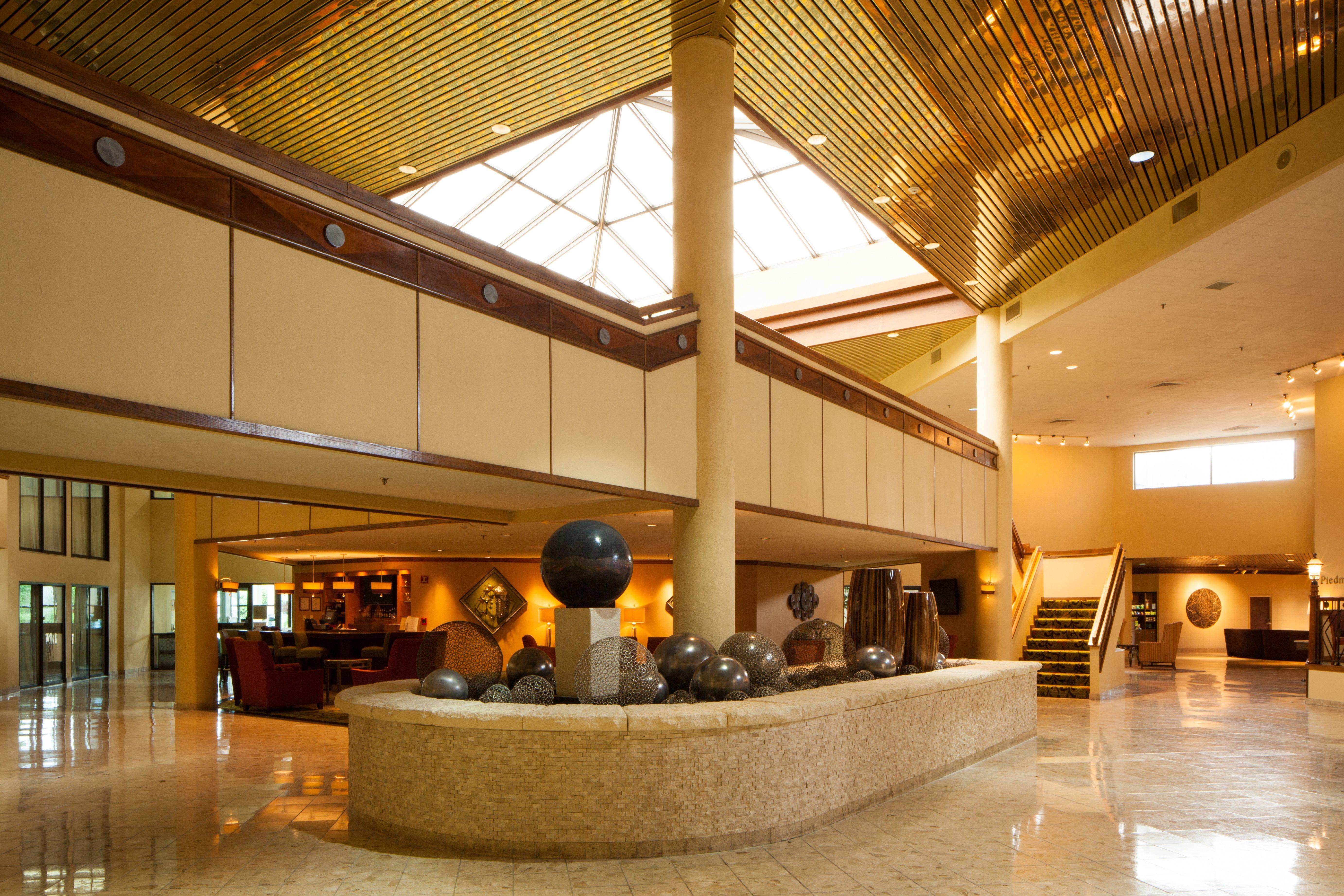 Crowne Plaza By Ihg Hotel