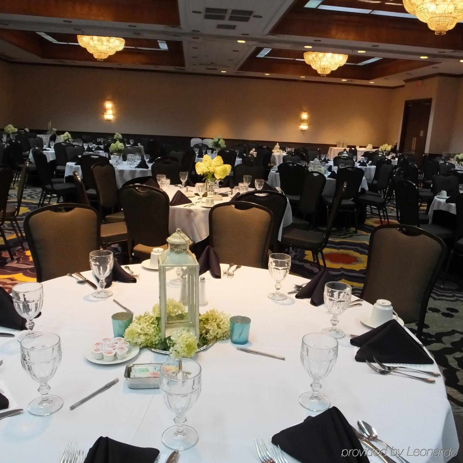 Crowne Plaza By Ihg