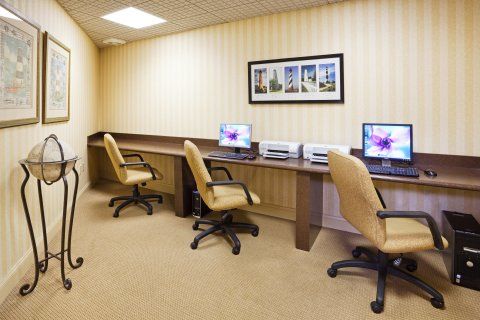 Hotel Crowne Plaza By Ihg 4*
